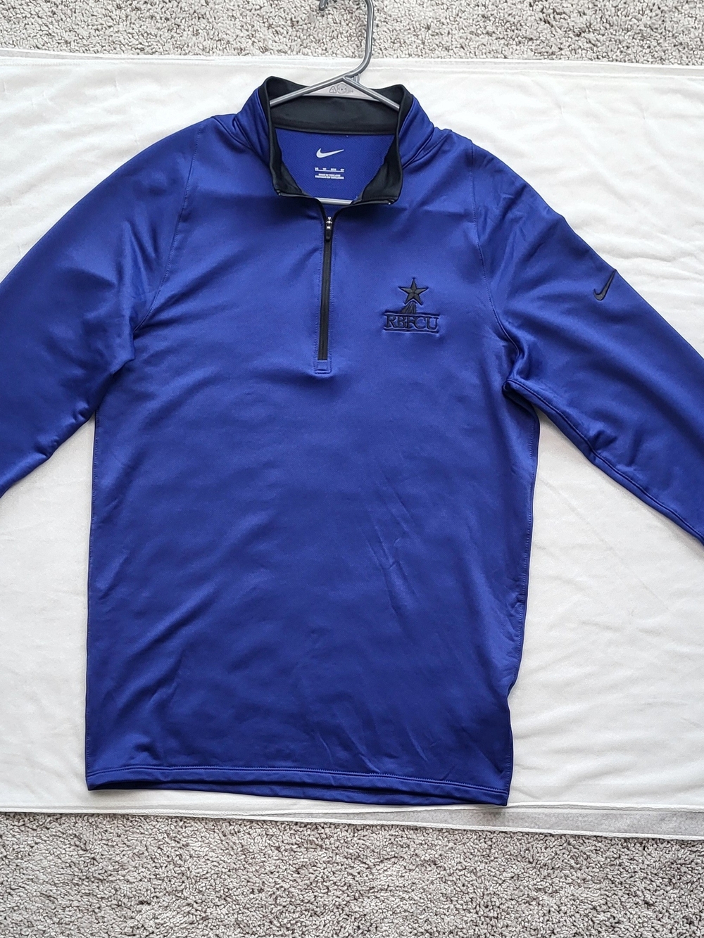 Nike Women's Quarter-Zip Pullover Jacket - Royal Blue